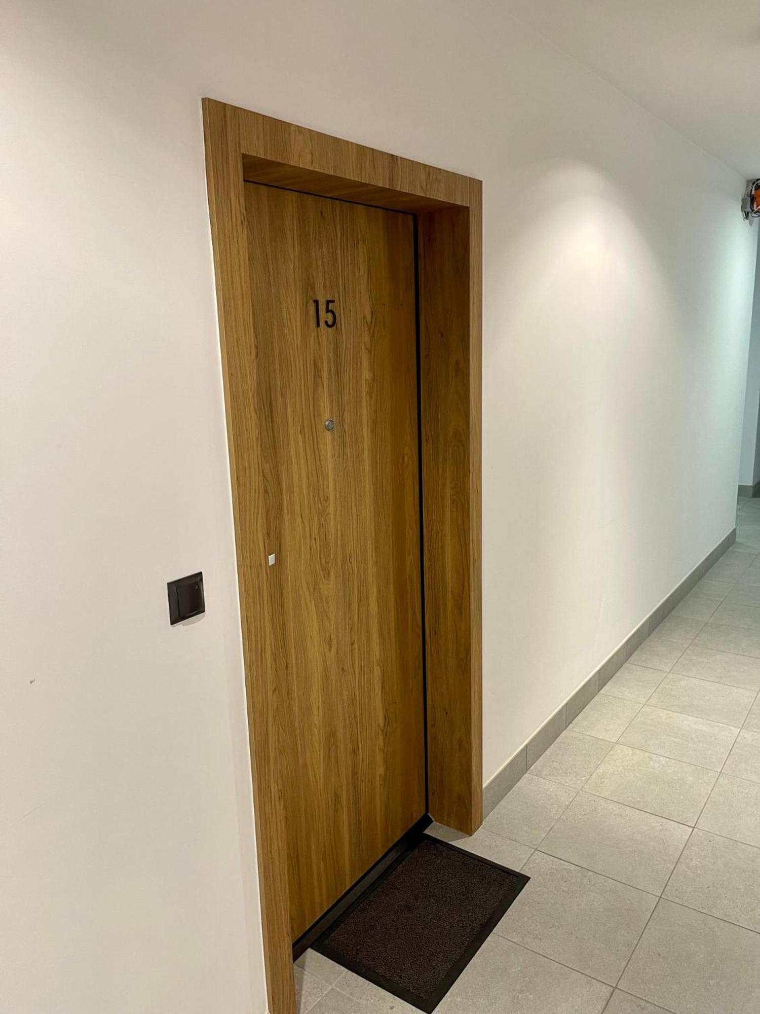 شقة Time&House Pileckiego Przy Centrum Onkologi I Klinice Novum Apartament Na Wylacznosc Pokoj,Sypialnia,Lozko, Lazienka,Kuchnia وارسو المظهر الخارجي الصورة