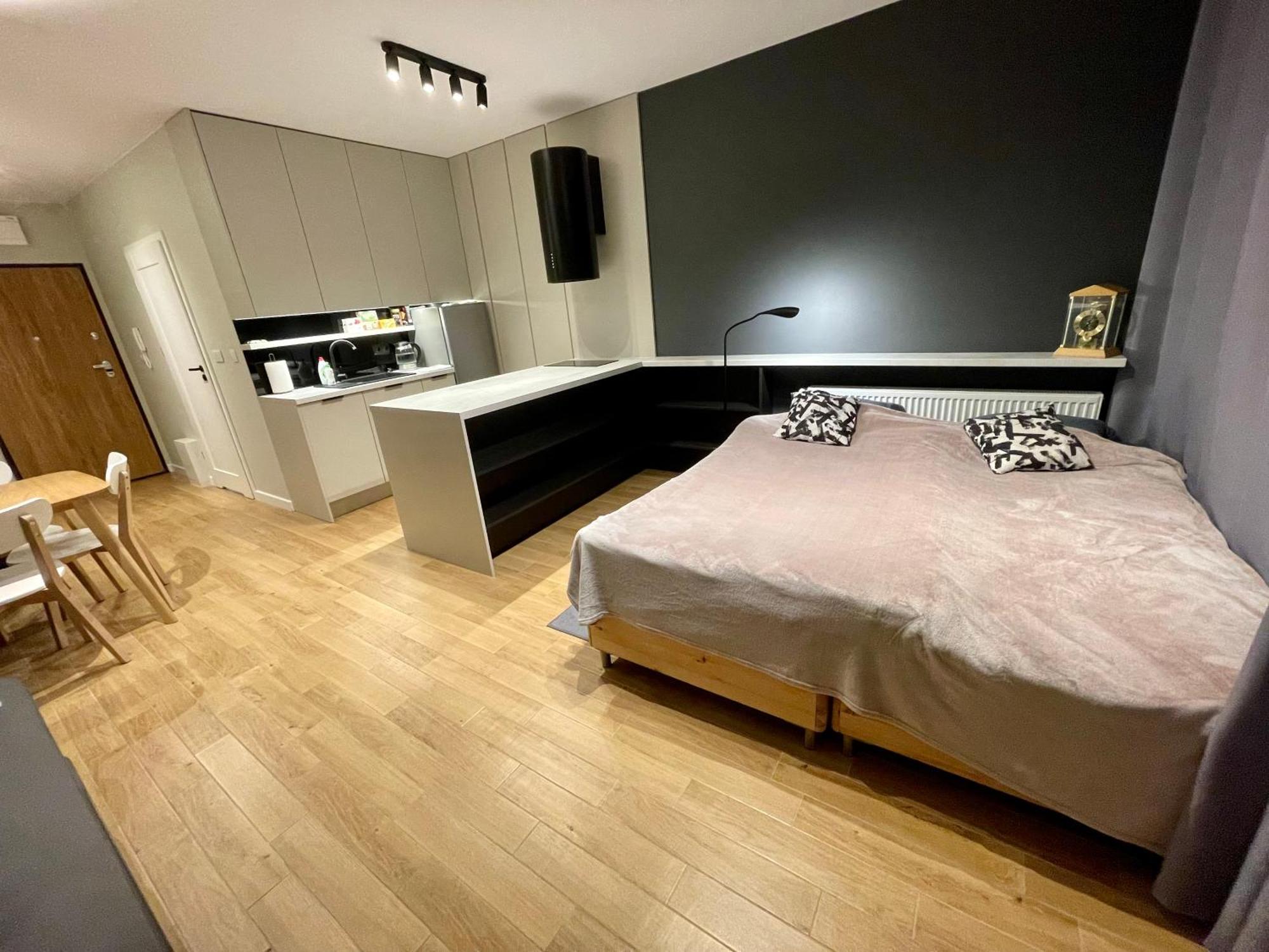 شقة Time&House Pileckiego Przy Centrum Onkologi I Klinice Novum Apartament Na Wylacznosc Pokoj,Sypialnia,Lozko, Lazienka,Kuchnia وارسو المظهر الخارجي الصورة