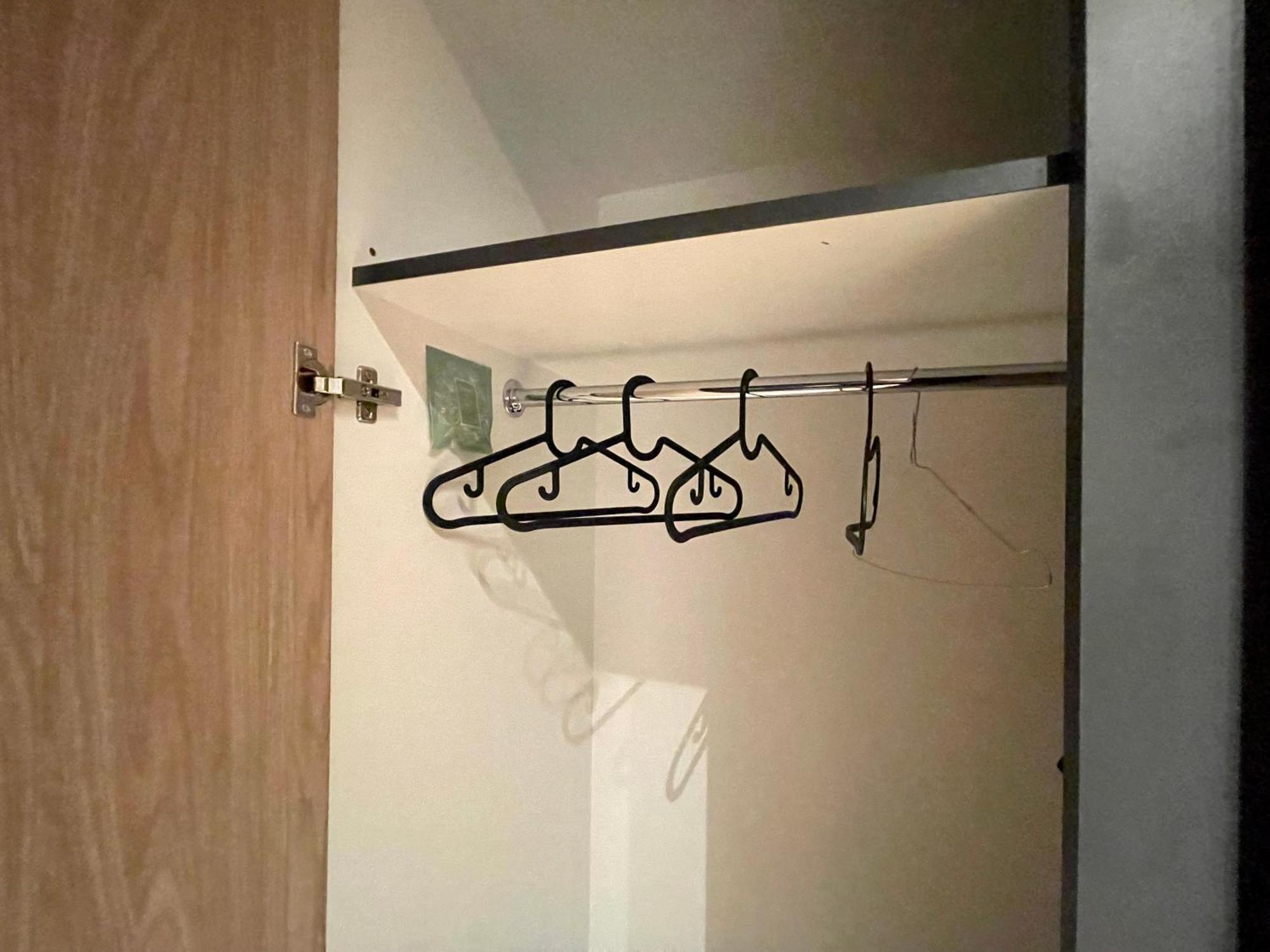 شقة Time&House Pileckiego Przy Centrum Onkologi I Klinice Novum Apartament Na Wylacznosc Pokoj,Sypialnia,Lozko, Lazienka,Kuchnia وارسو المظهر الخارجي الصورة