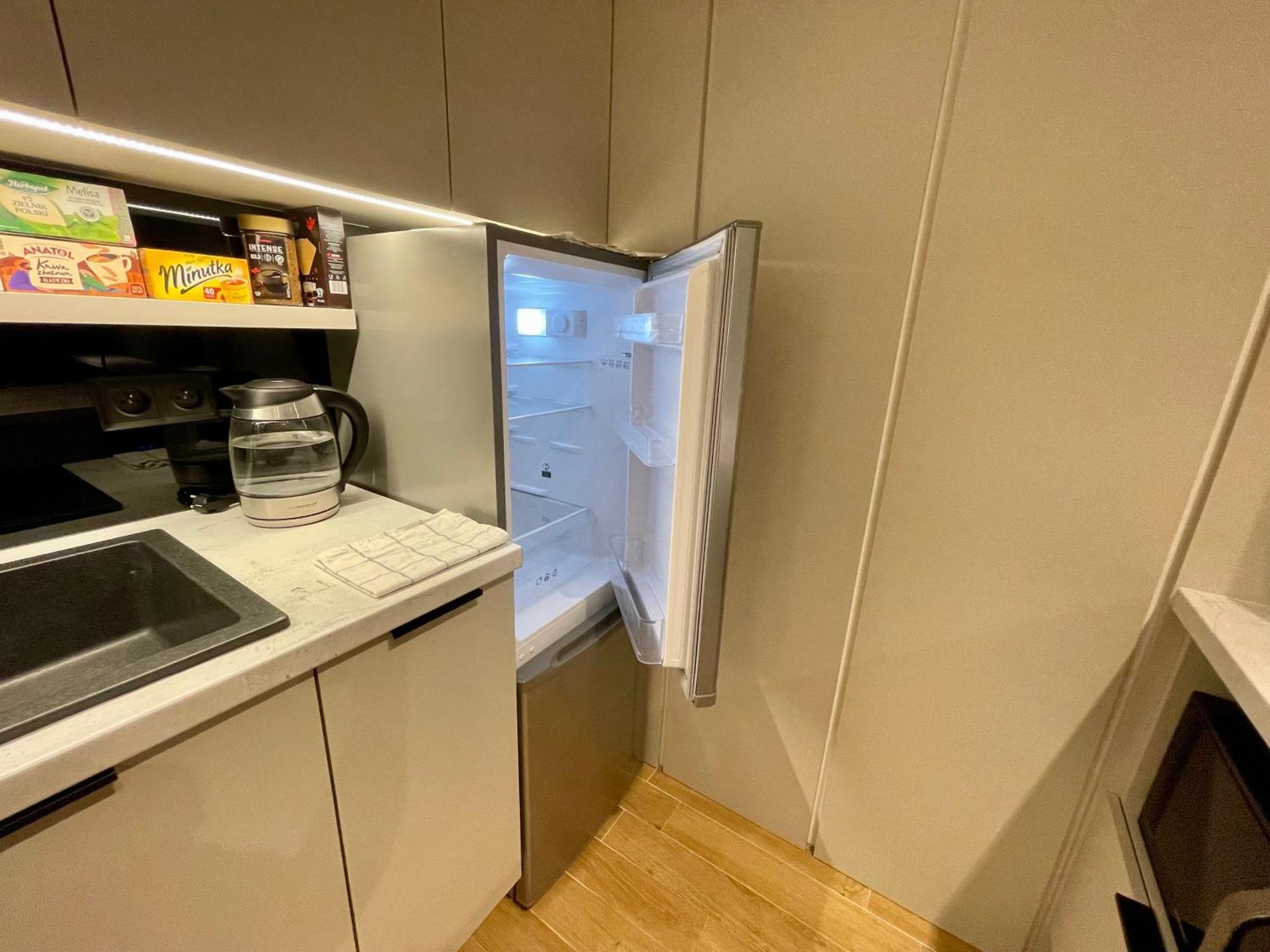 شقة Time&House Pileckiego Przy Centrum Onkologi I Klinice Novum Apartament Na Wylacznosc Pokoj,Sypialnia,Lozko, Lazienka,Kuchnia وارسو المظهر الخارجي الصورة